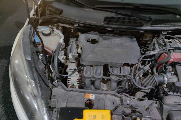 Used Ford Fiesta 2013 Sedan 1.5L Automatic Fashion Edition Engine Bay Right
