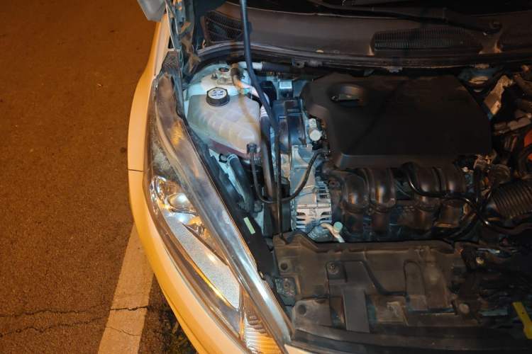 Used Ford Fiesta 2013 Hatchback 1.5L Automatic Dynamic Model Engine Bay Right