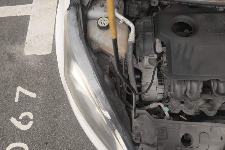 Used Ford Fiesta 2013 Sedan 1.5L Manual Fashion Edition Engine Bay Right