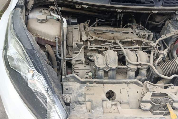 Used Ford Fiesta 2013 Hatchback 1.5L Automatic Fashion Edition Engine Bay Right