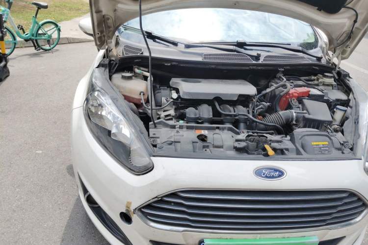 Used Ford Fiesta 2013 Sedan 1.5L Automatic Fashion Edition Engine Bay Right