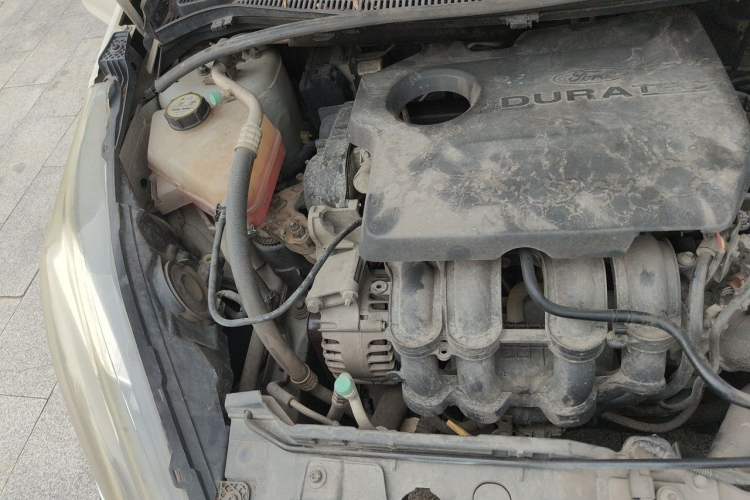 Used Ford Fiesta 2013 Hatchback 1.5L Automatic Prestige Model Engine Bay Right