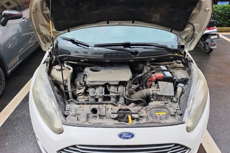 Used Ford Fiesta 2013 Hatchback 1.5L Automatic Fashion Edition Engine Bay Right