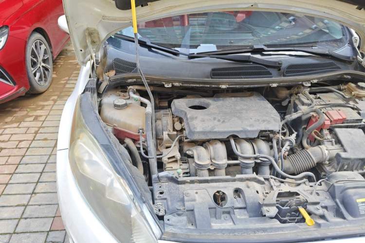 Used Ford Fiesta 2013 Hatchback 1.5L Automatic Fashion Edition Engine Bay Right