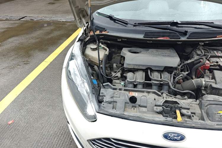 Used Ford Fiesta 2013 Hatchback 1.5L Automatic Fashion Edition Engine Bay Right