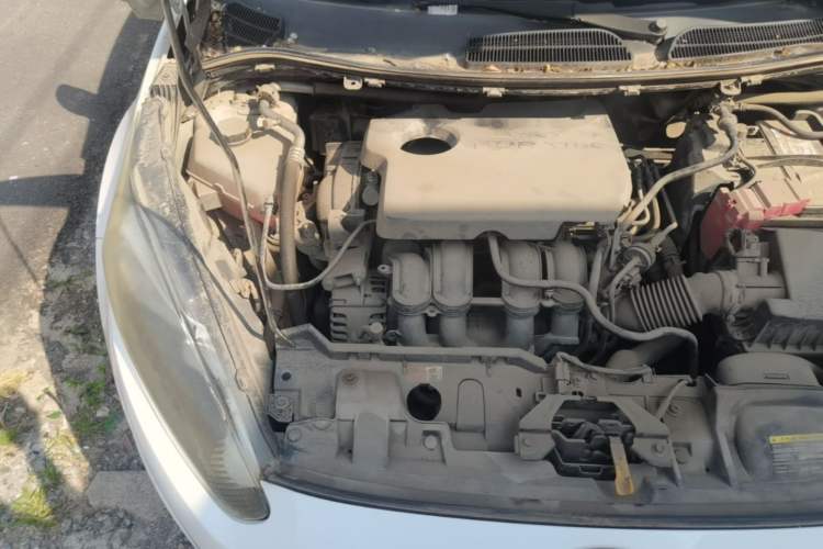 Used Ford Fiesta 2013 Sedan 1.5L Manual Fashion Edition Engine Bay Right