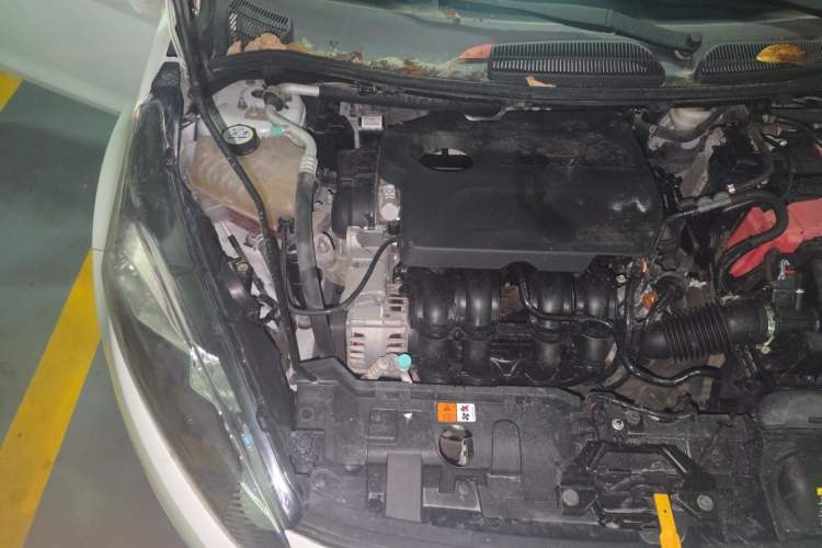 Used Ford Fiesta 2013 Hatchback 1.5L Automatic Prestige Model Engine Bay Right