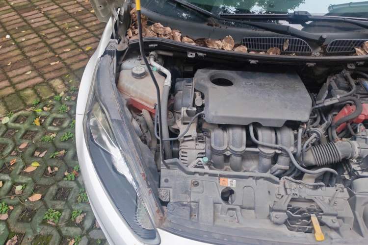 Used Ford Fiesta 2013 Hatchback 1.5L Automatic Fashion Edition Engine Bay Right