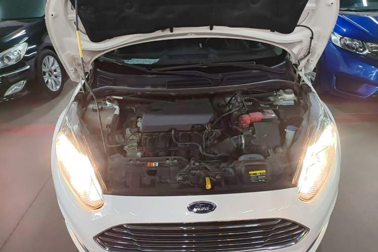 Used Ford Fiesta 2013 Hatchback 1.5L Manual Fashion Edition Engine Bay