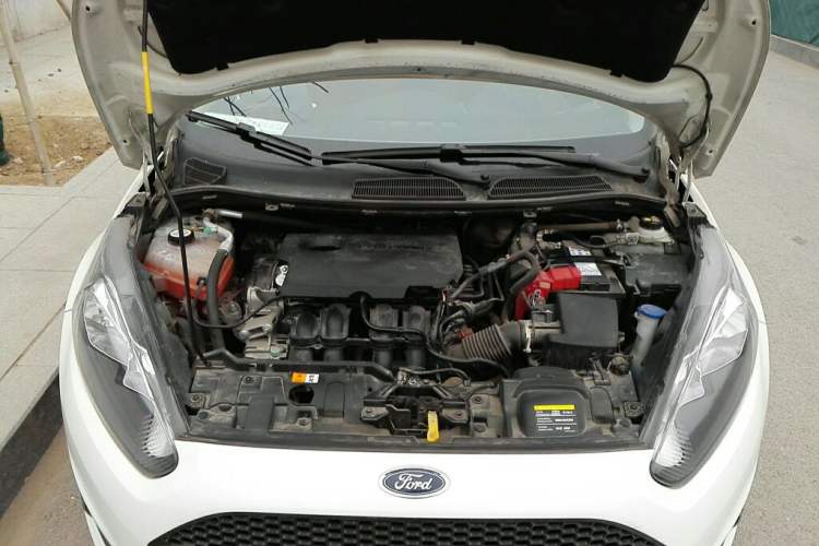 Used Ford Fiesta 2013 Hatchback 1.5L Automatic Fashion Edition Engine Bay