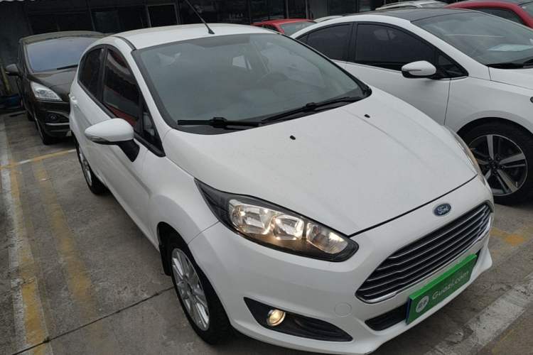 Used Ford Fiesta 2013 Hatchback 1.5L Automatic Fashion Edition Exterior 1