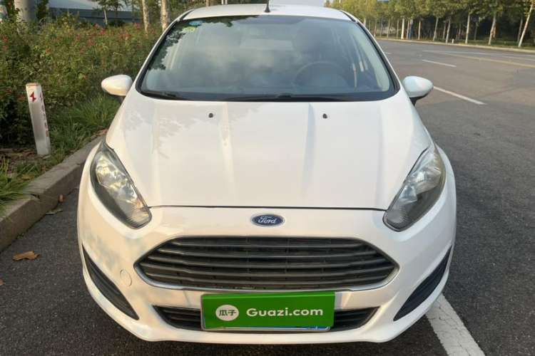 Used Ford Fiesta 2013 Hatchback 1.5L Manual Fashion Edition Exterior 1