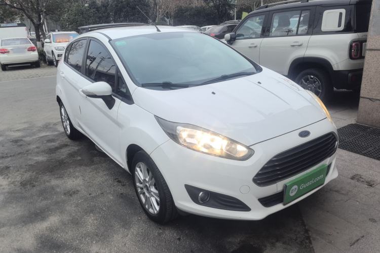 Used Ford Fiesta 2013 Hatchback 1.5L Automatic Fashion Edition Exterior 2
