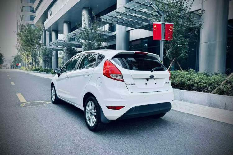 Used Ford Fiesta 2013 Hatchback 1.5L Automatic Fashion Edition Exterior 3