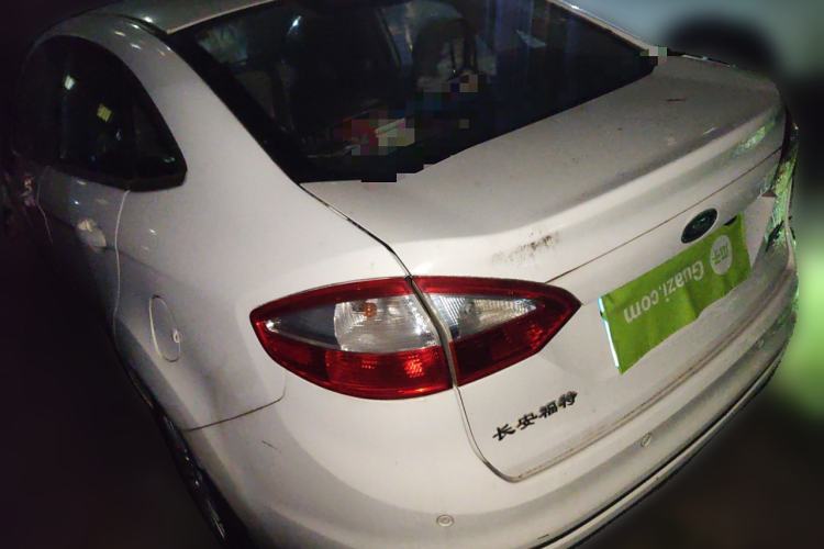 Used Ford Fiesta 2013 Sedan 1.5L Automatic Fashion Edition Exterior 3