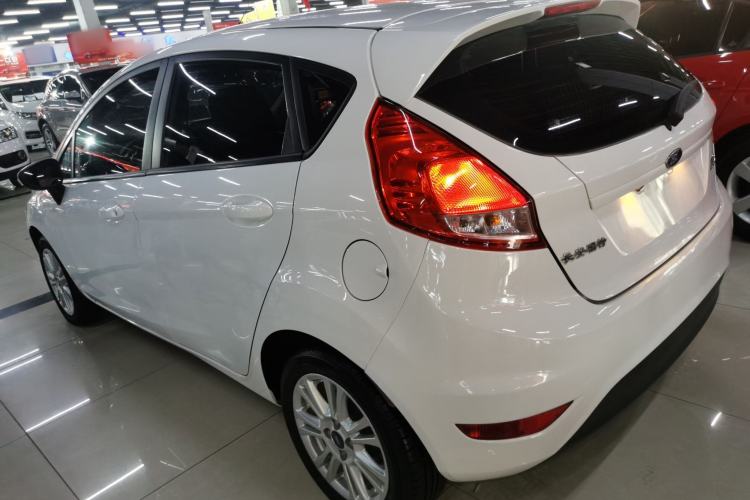 Used Ford Fiesta 2013 Hatchback 1.5L Automatic Fashion Edition Exterior 3