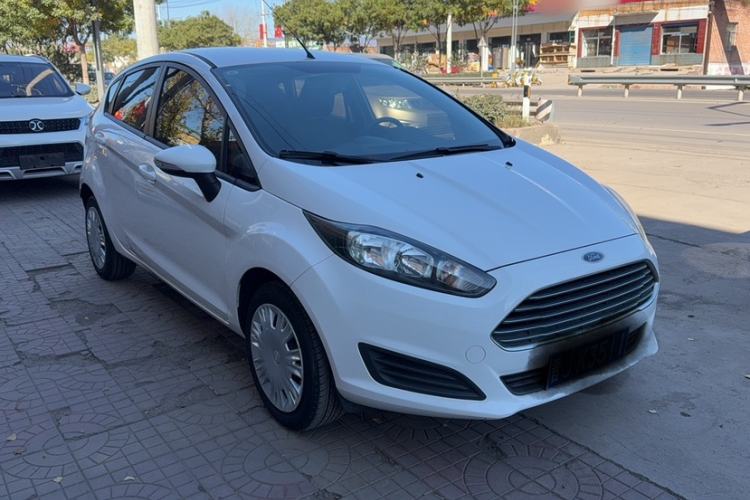 Used Ford Fiesta 2013 Hatchback 1.5L Manual Fashion Edition Exterior 4