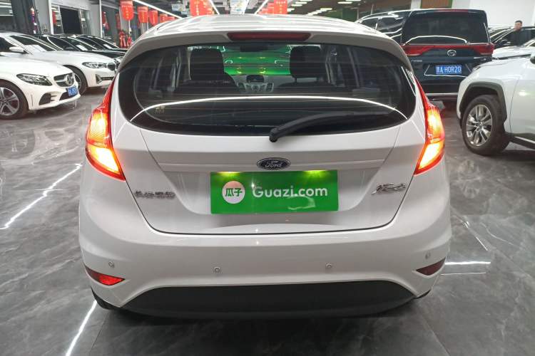 Used Ford Fiesta 2013 Hatchback 1.5L Automatic Fashion Edition Exterior 4