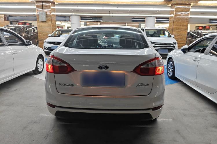 Used Ford Fiesta 2013 Sedan 1.5L Automatic Fashion Edition Exterior 4