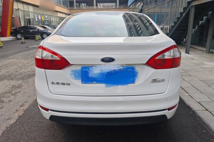 Used Ford Fiesta 2013 Sedan 1.5L Automatic Fashion Edition Exterior 4