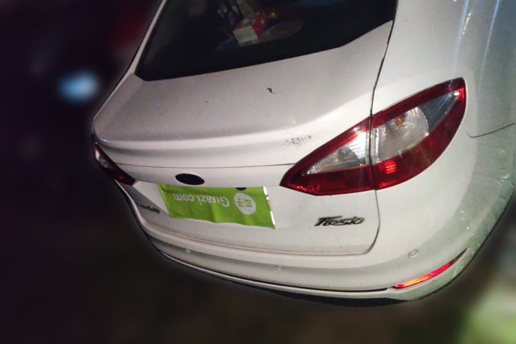 Used Ford Fiesta 2013 Sedan 1.5L Automatic Fashion Edition Exterior 4