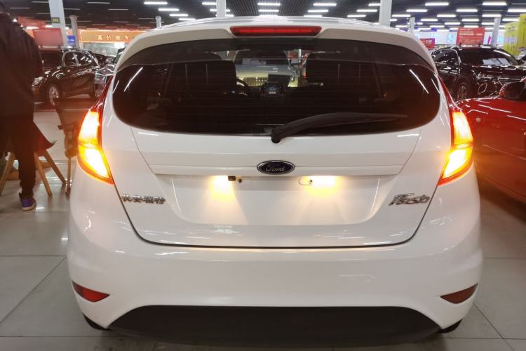Used Ford Fiesta 2013 Hatchback 1.5L Automatic Fashion Edition Exterior 4