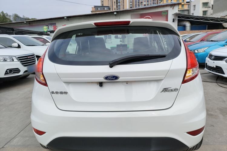 Used Ford Fiesta 2013 Hatchback 1.5L Manual Fashion Edition Exterior 4