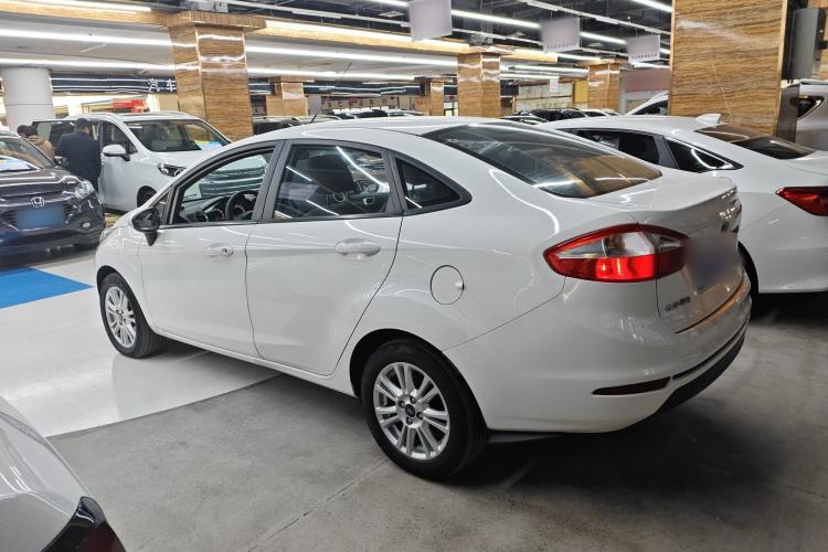 Used Ford Fiesta 2013 Sedan 1.5L Automatic Fashion Edition Exterior 5