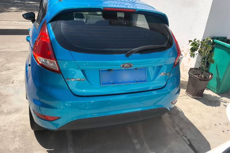 Used Ford Fiesta 2013 Hatchback 1.5L Automatic Fashion Edition Exterior 5