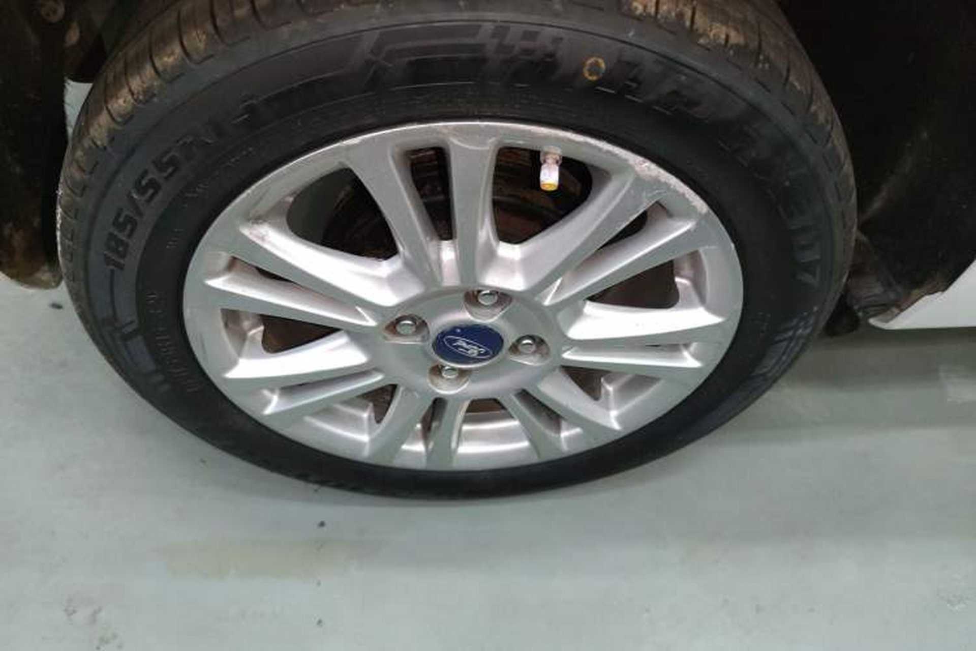 Used Ford Fiesta 2013 Hatchback 1.5L Automatic Fashion Edition Exterior 5