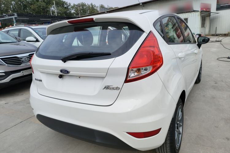 Used Ford Fiesta 2013 Hatchback 1.5L Manual Fashion Edition Exterior 5