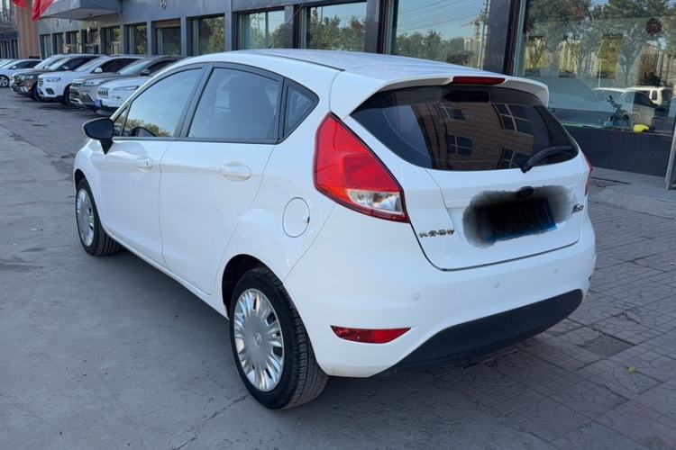 Used Ford Fiesta 2013 Hatchback 1.5L Manual Fashion Edition Exterior 6