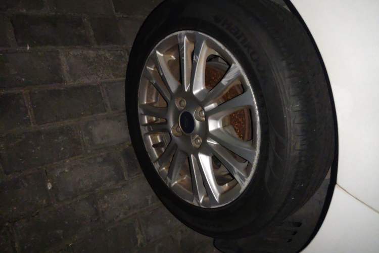 Used Ford Fiesta 2013 Sedan 1.5L Automatic Fashion Edition Exterior 7