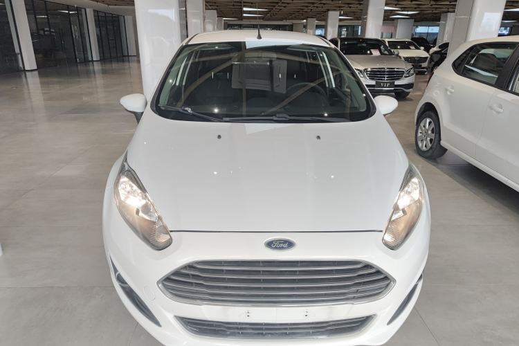 Used Ford Fiesta 2013 Hatchback 1.5L Automatic Fashion Edition Front
