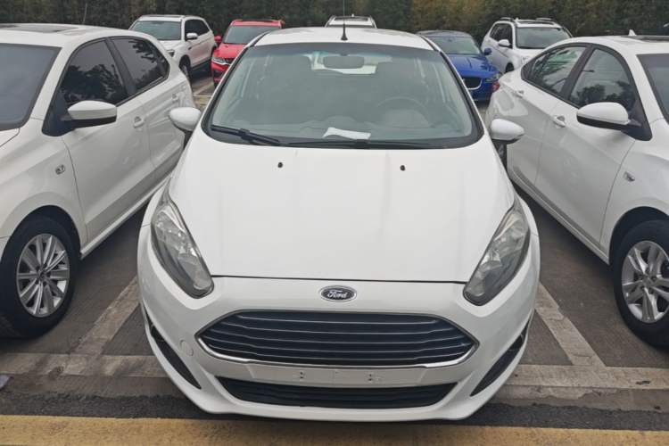 Used Ford Fiesta 2013 Hatchback 1.5L Automatic Fashion Edition Front