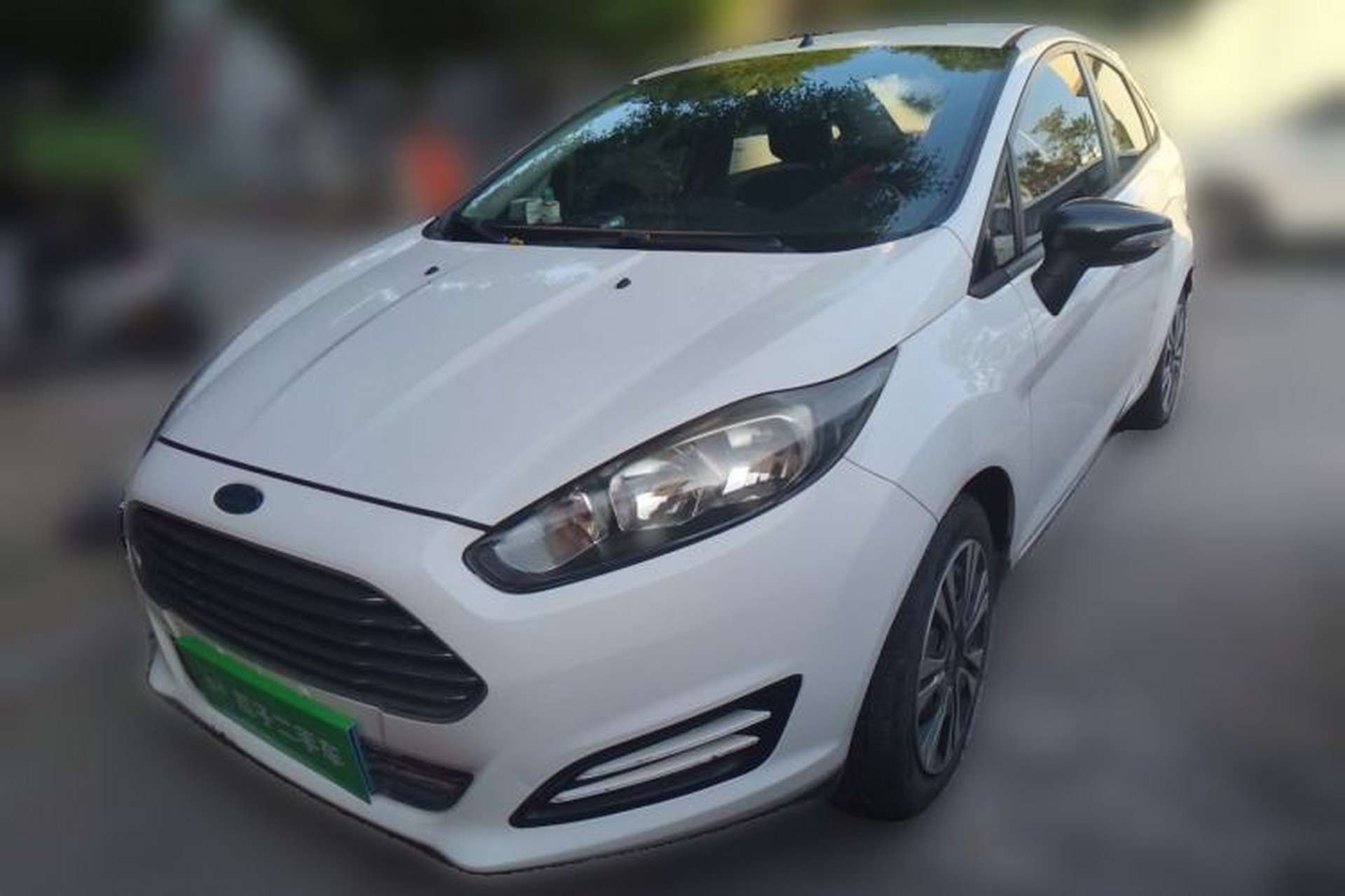 Used Ford Fiesta 2013 Sedan 1.5L Manual Fashion Edition Front Left 45 Deg