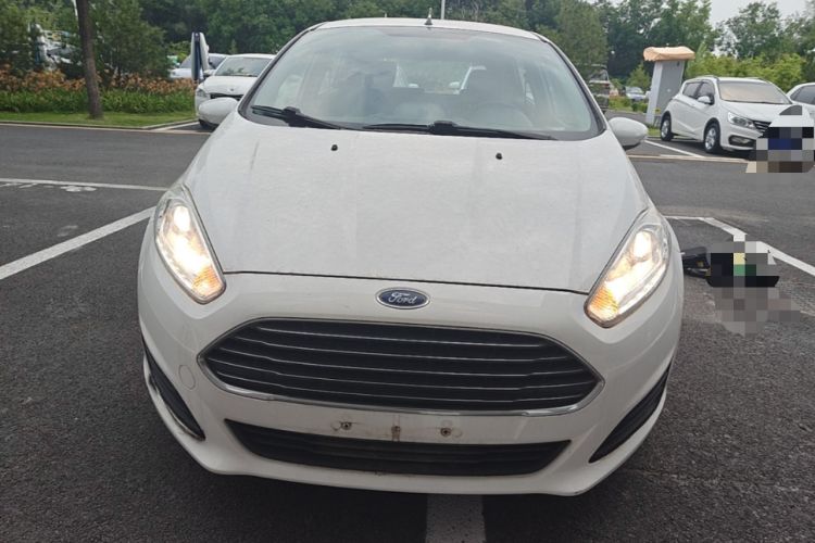 Used Ford Fiesta 2013 Hatchback 1.5L Manual Fashion Edition Front