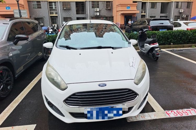 Used Ford Fiesta 2013 Hatchback 1.5L Automatic Fashion Edition Front