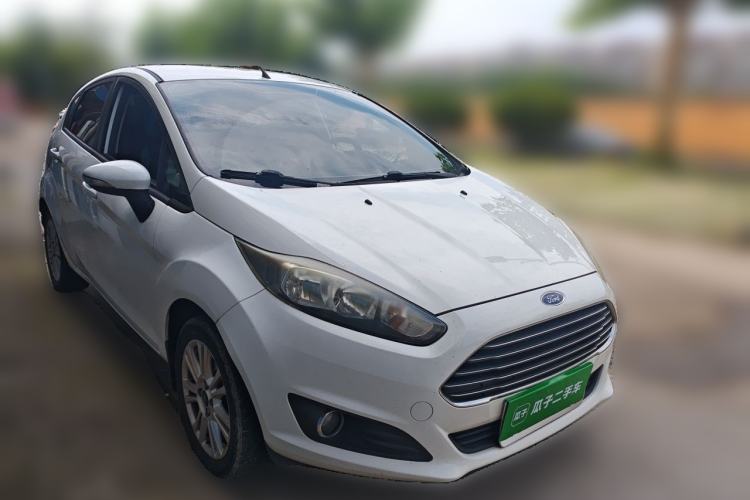 Used Ford Fiesta 2013 Hatchback 1.5L Automatic Fashion Edition Front Right 45 Deg