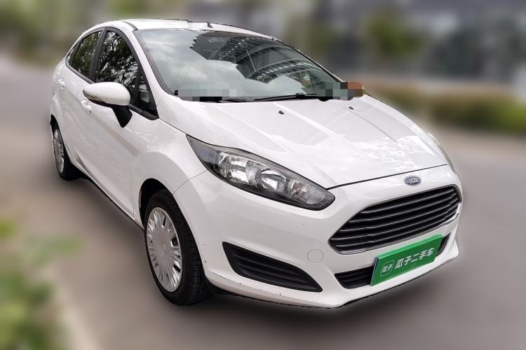Used Ford Fiesta 2013 Sedan 1.5L Manual Fashion Edition Front Right 45 Deg