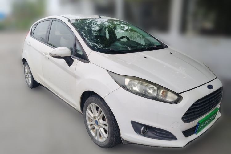 Used Ford Fiesta 2013 Hatchback 1.5L Automatic Fashion Edition Front Right 45 Deg