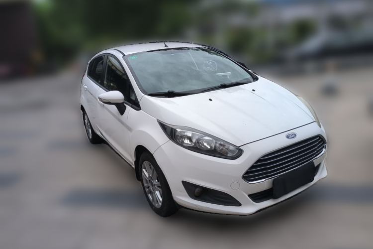 Used Ford Fiesta 2013 Hatchback 1.5L Automatic Fashion Edition Front Right 45 Deg