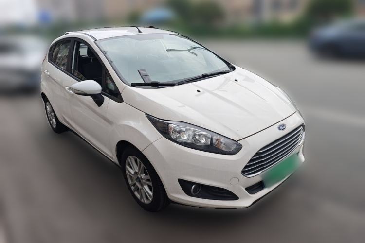 Used Ford Fiesta 2013 Hatchback 1.5L Automatic Fashion Edition Front Right 45 Deg
