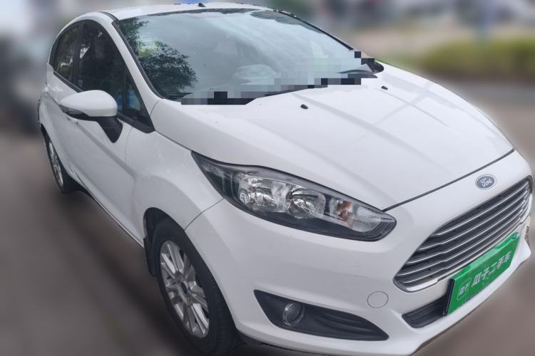 Used Ford Fiesta 2013 Hatchback 1.5L Automatic Fashion Edition Front Right 45 Deg