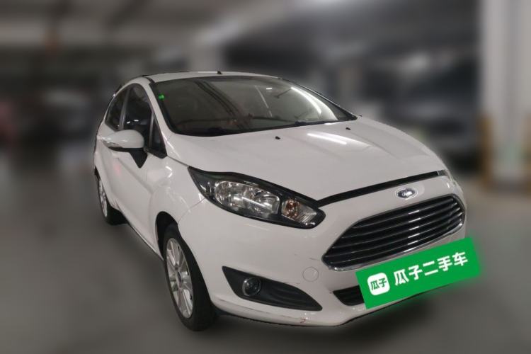 Used Ford Fiesta 2013 Hatchback 1.5L Automatic Fashion Edition Front Right 45 Deg
