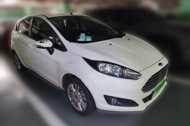 Used Ford Fiesta 2013 Hatchback 1.5L Manual Fashion Edition Front Right 45 Deg