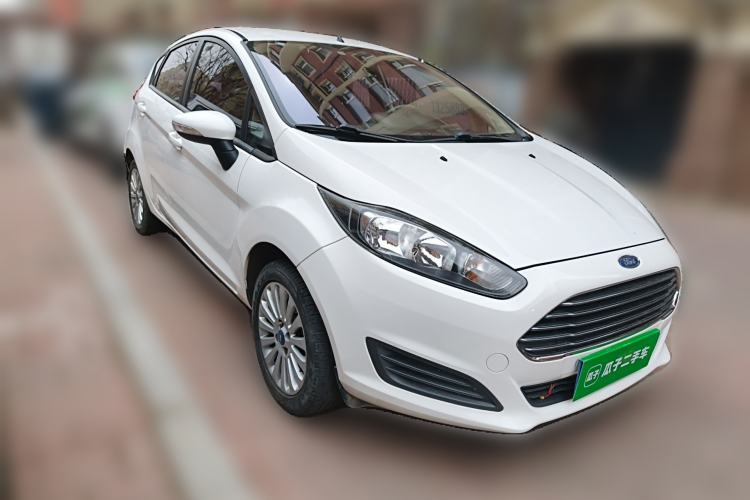 Used Ford Fiesta 2013 Hatchback 1.5L Manual Fashion Edition Front Right 45 Deg