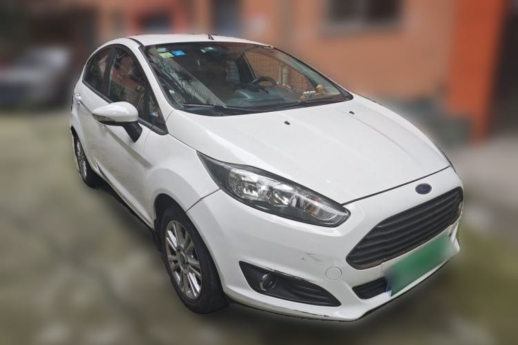 Used Ford Fiesta 2013 Hatchback 1.5L Automatic Fashion Edition Front Right 45 Deg