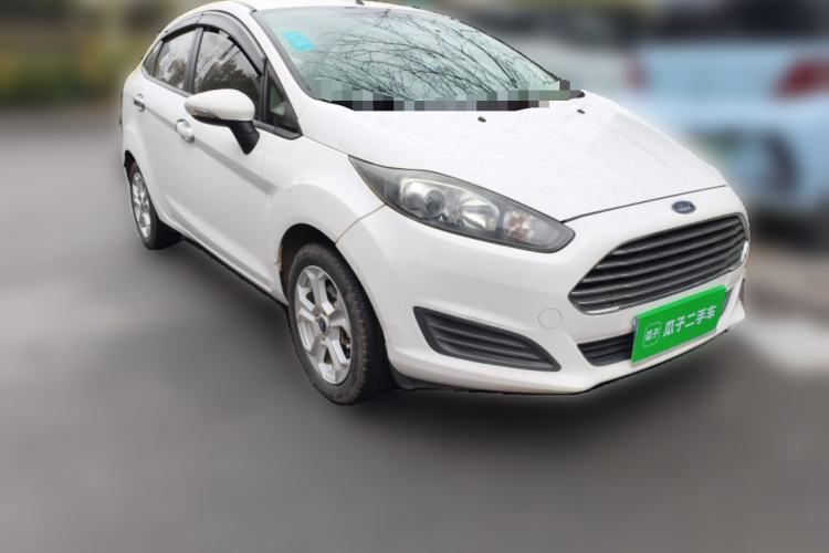 Used Ford Fiesta 2013 Sedan 1.5L Manual Fashion Edition Front Right 45 Deg