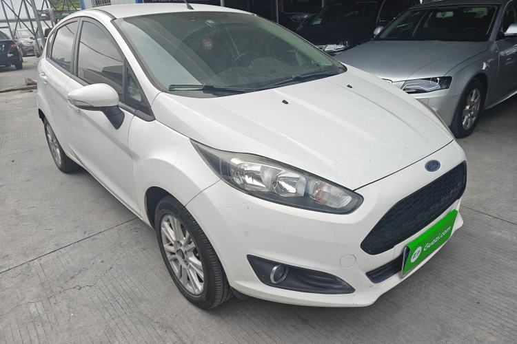 Used Ford Fiesta 2013 Hatchback 1.5L Automatic Fashion Edition Front Right 45 Deg